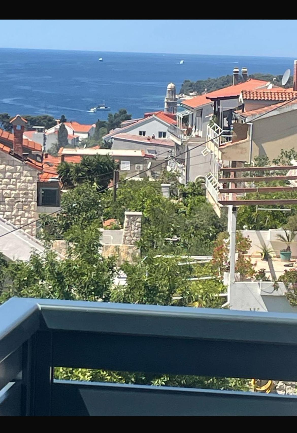 Apartment Bozo Hvar Town Exteriör bild
